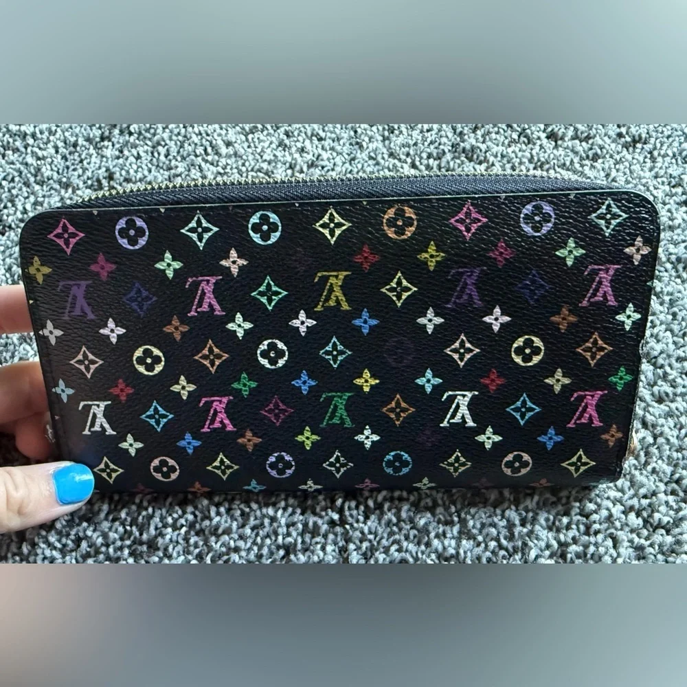 Louis Vuitton black/pink Murakami zip around wallet with COA and dust bag